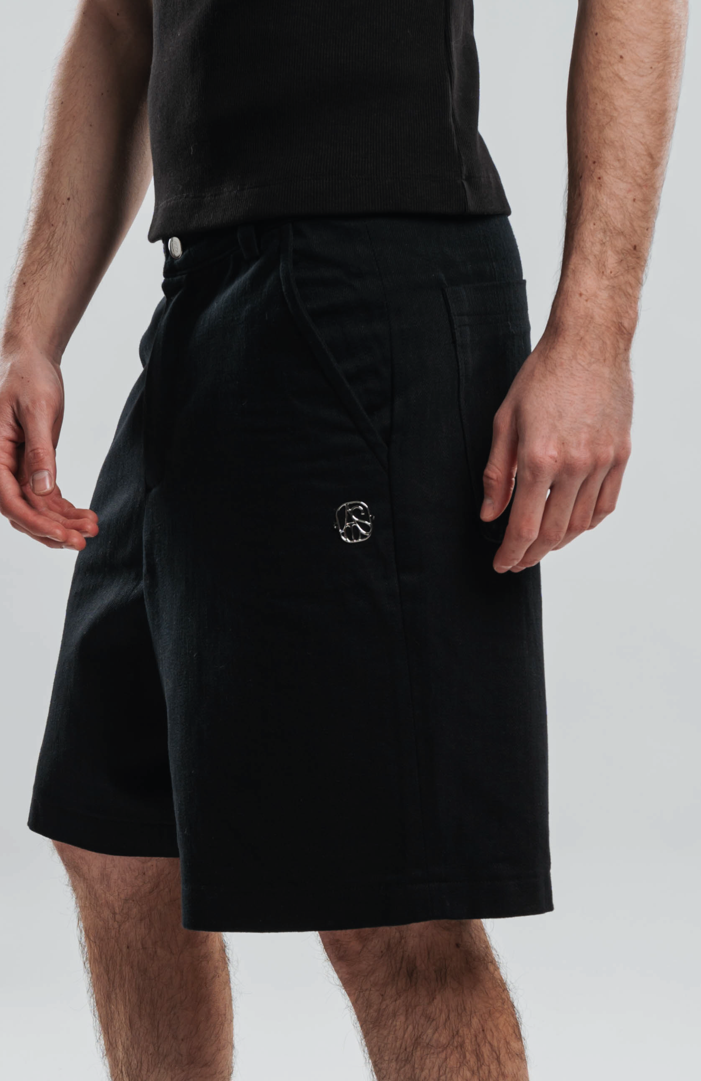 BLACK DENIM SHORTS