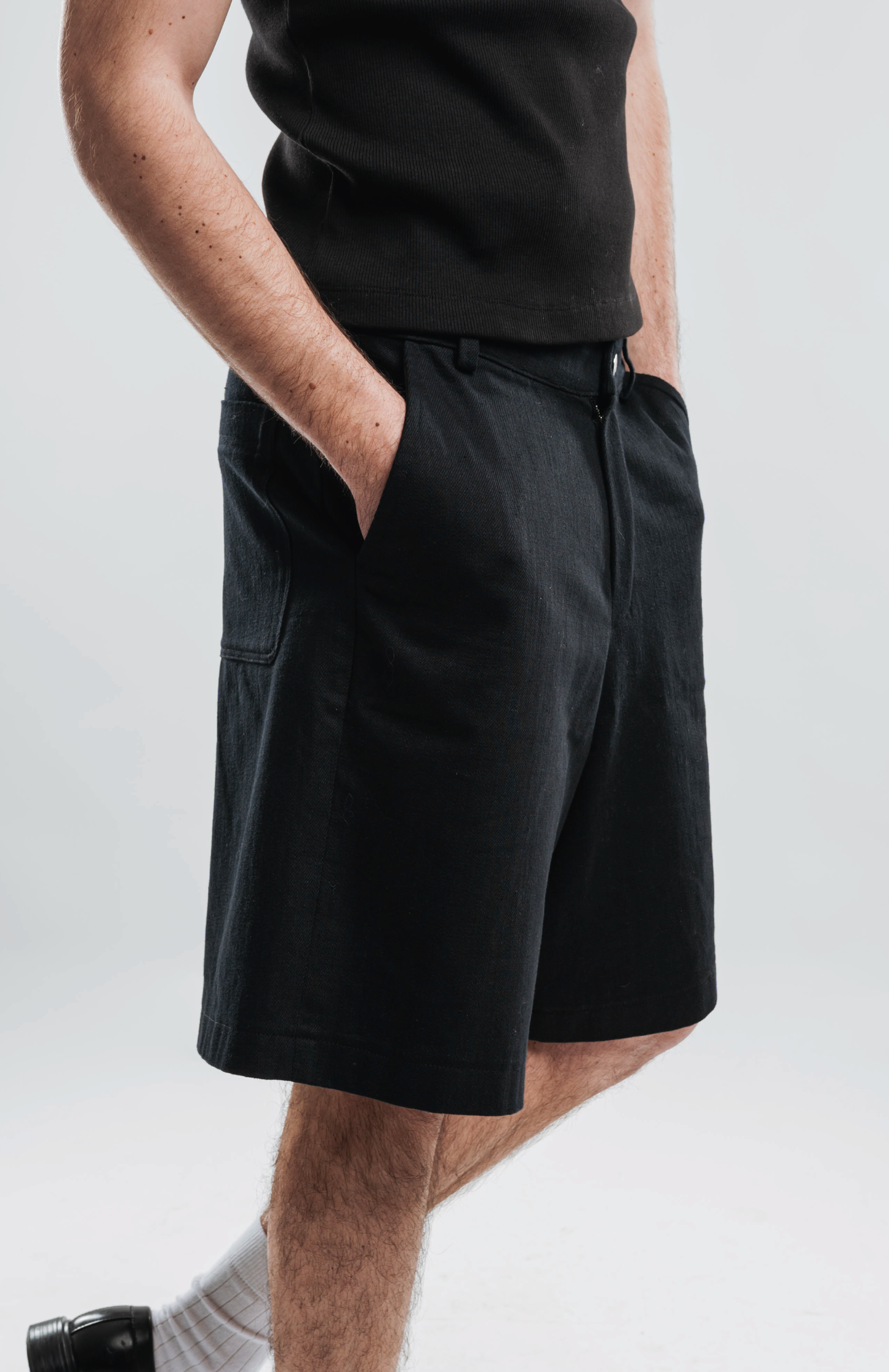 BLACK DENIM SHORTS